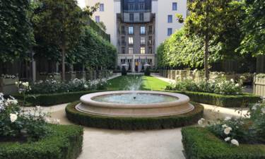 photo d'une fontaine de l'hôtel ritz
