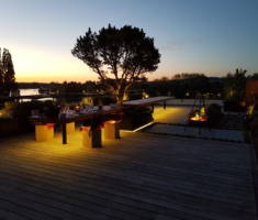 Eclairage de la terrasse lors d'un diner